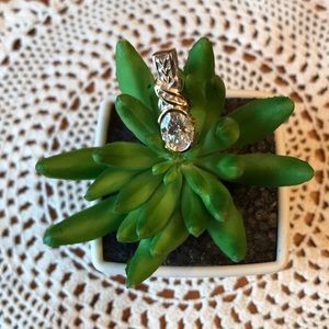 Very beautiful pendant with large oval CZ